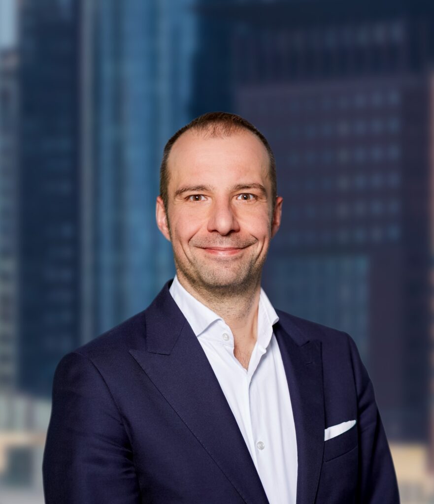 Dr. Thorsten Büker